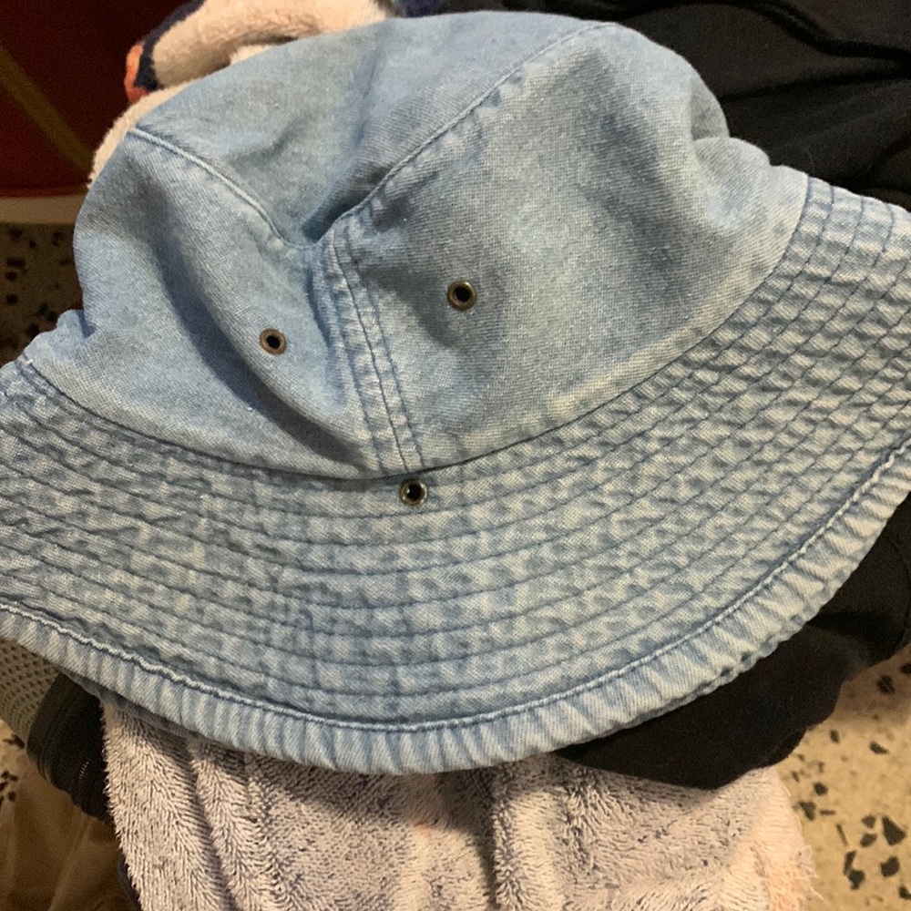 Y2kkkk bucket hat 🎩